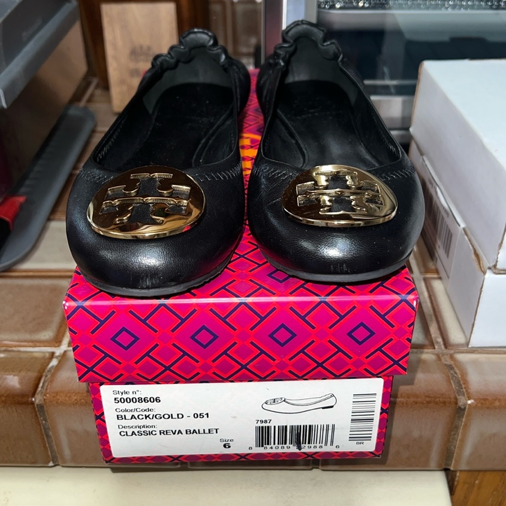 Tory Burch flats